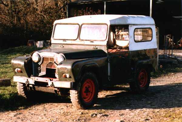 345 DRL - 1959 Austin Gipsy SWB L4P - Picture taken by James Dunsdon at Eckworthy, Devon on 17th December 2001